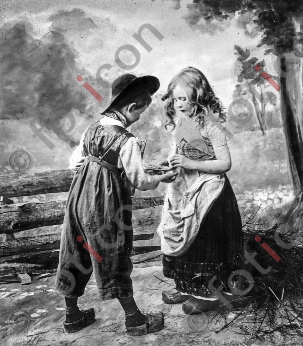 Hänsel und Gretel | Hansel and Gretel - Foto foticon-simon-166-005-sw.jpg | foticon.de - Bilddatenbank für Motive aus Geschichte und Kultur